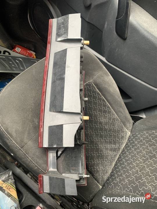 Lampa tylna prawa Renault Kangoo II dostawcze Warszawa sprzedam
