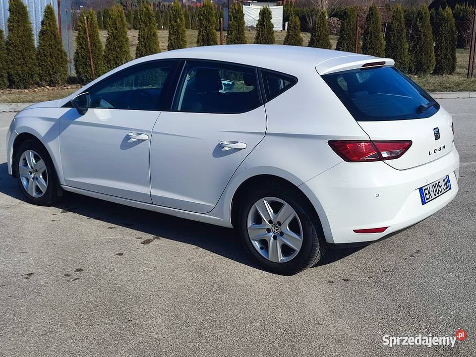 SEAT LEON 12 BENZYNA 2015R 125000 110KM sprzedam