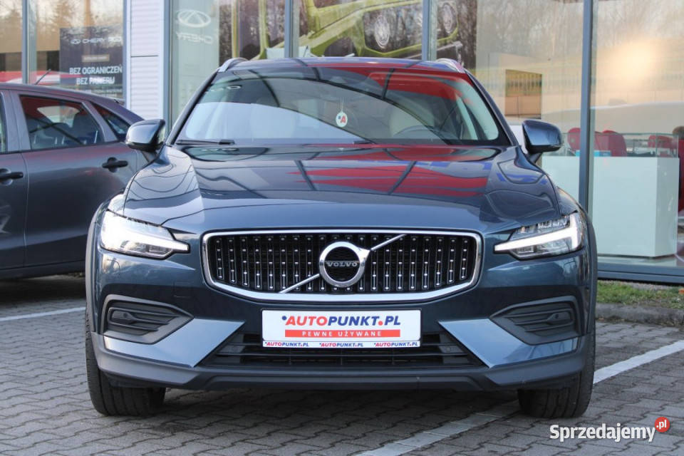 Volvo V60 Cross Country 2022r FVAT23 Kamera Pozostałe śląskie Bielsko-Biała