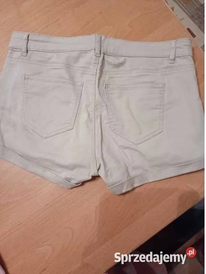 Śliczne spodenki damskie Hajnówka