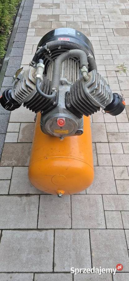 Kompresor tłokowy Kaeser EPC 440100 Produkcja