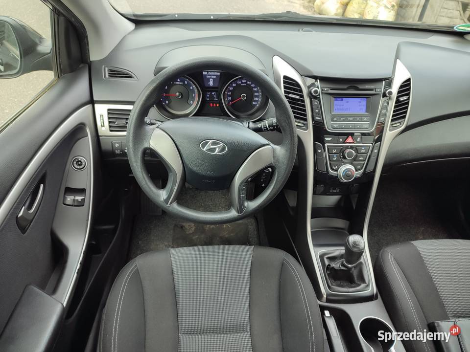 Hyundai i30 II 14 Benzyna Import Niemcy 2 klucze elektryczne lusterka Turek