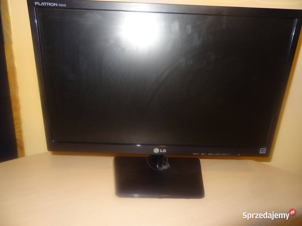 Monitor LED LG Flatron E2242C 215 1920 x 1080 px Poznań