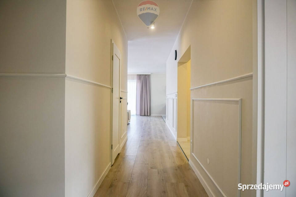 Nowoczesny wolnostojący dom 168m2 w Adamowiźnie mieszkalny mazowieckie Adamowizna