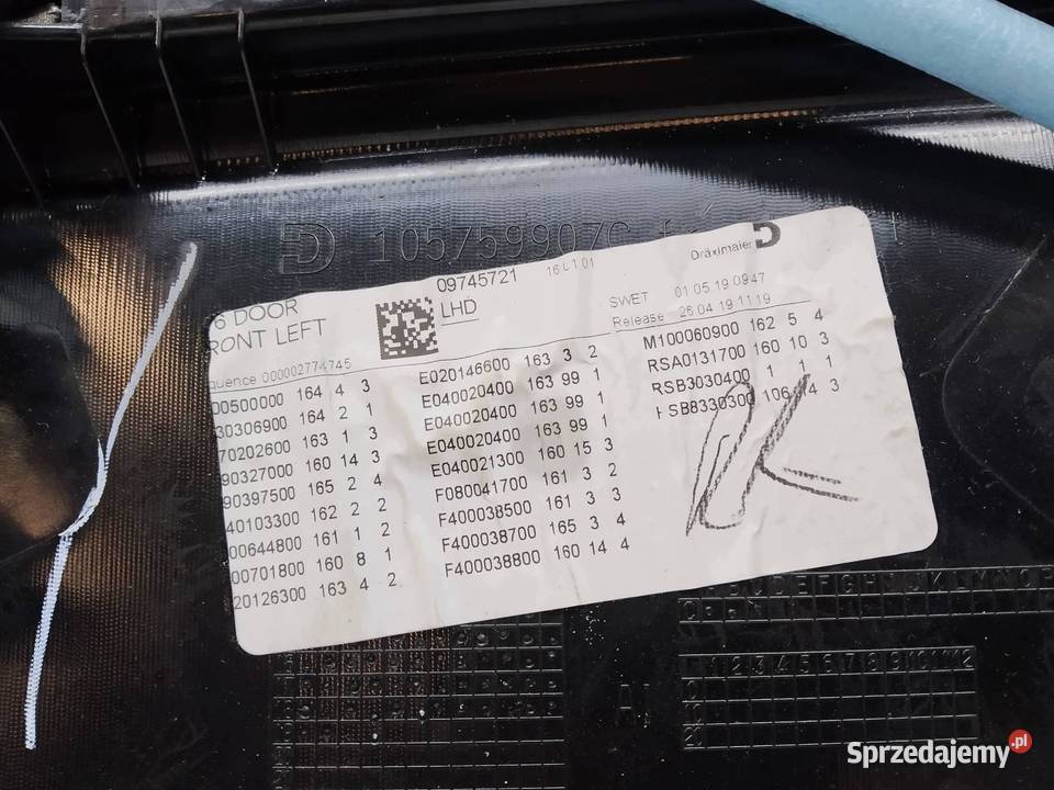 TAPICERKA BOCZEK LEWY PRZÓD KIEROWCY SKÓRA Bmw sprzedam