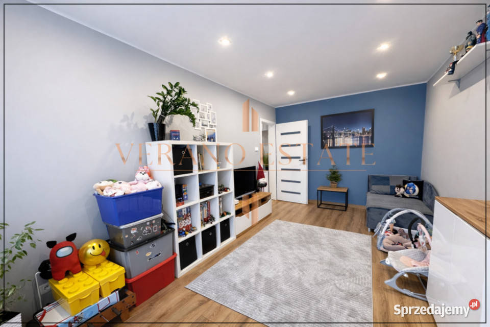 Przestronne 2 pokoje 50 m Parking Piwnica Sprzedaż Radom