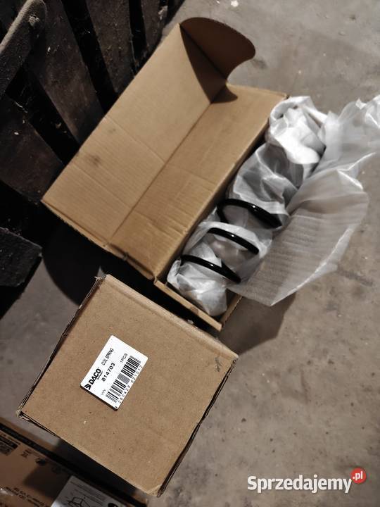 Sprężyny tył Golf IV DACO 814703 komplet 2 Legnica sprzedam