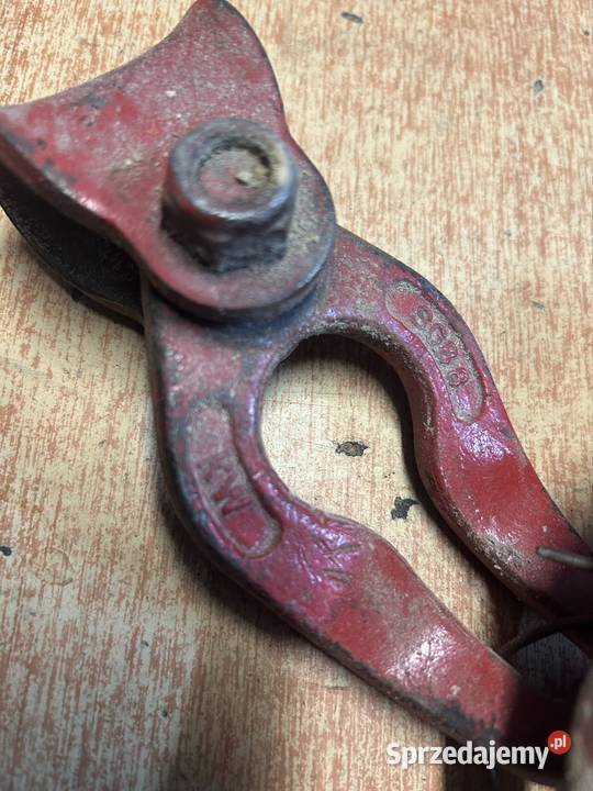 Zamek ślizgowy przywieziony z Austrii Gromnik