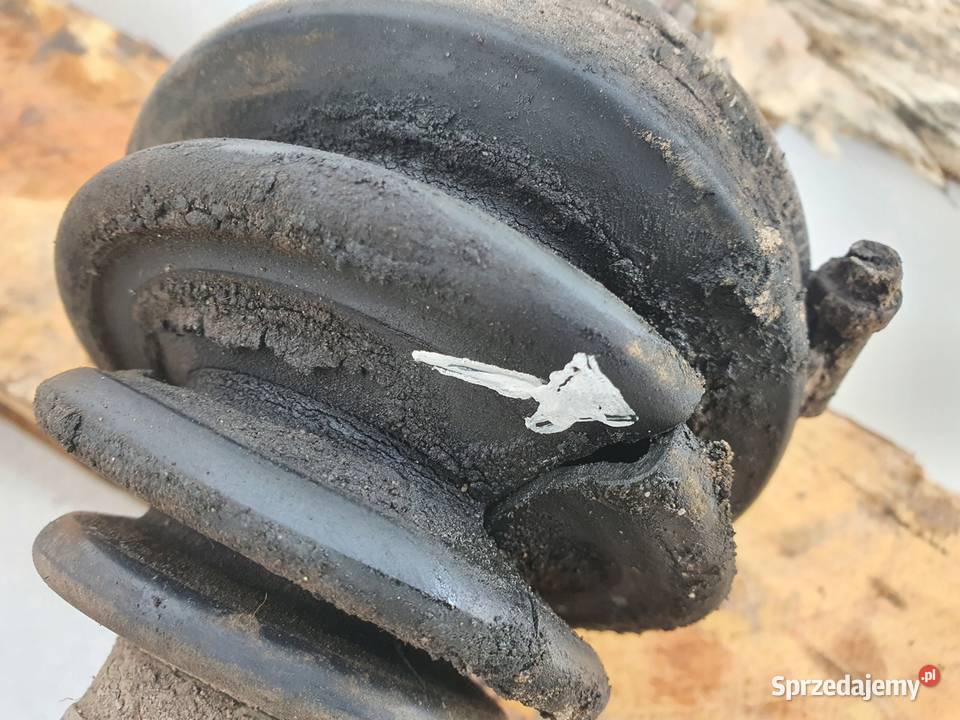 VW Passat B6 32 FSI PRZEDNIA KA prawa