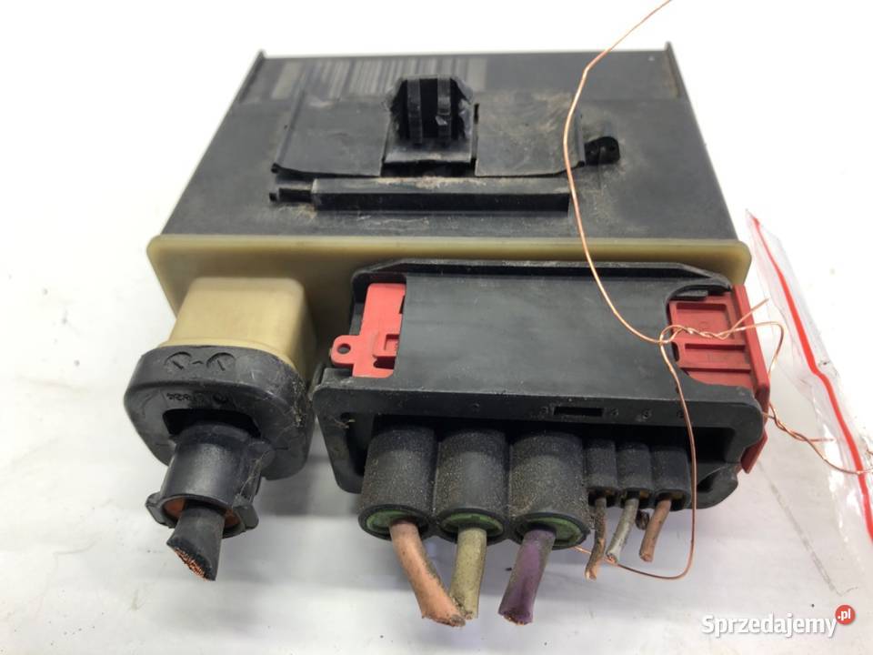 PRZEKAŹNIK ŚWIEC ŻAROWYCH CITROEN C4 PICASSO I osobowe Przekaźniki podkarpackie sprzedam