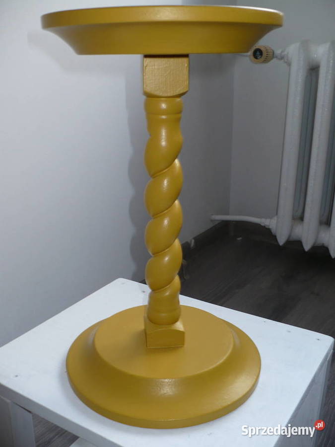 Kwietnik postument Lubin