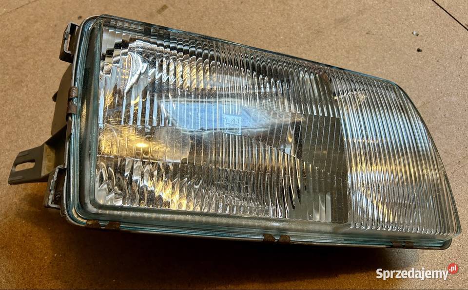Reflektor przedni prawy Mercedes W126 Bosch