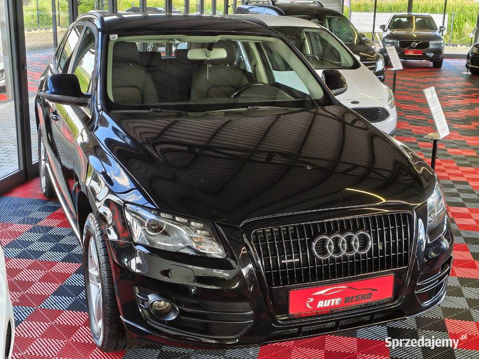 AUDI Q5 QUATRO 4x4 AUTOMAT 20 Benzyna Zadbana