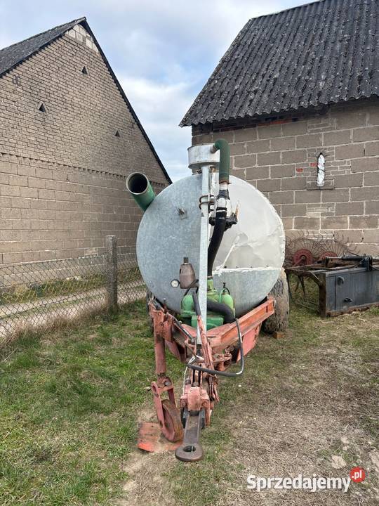 Beczkowóz wóz asenizacyjny beczka 4000l Zakrzewo