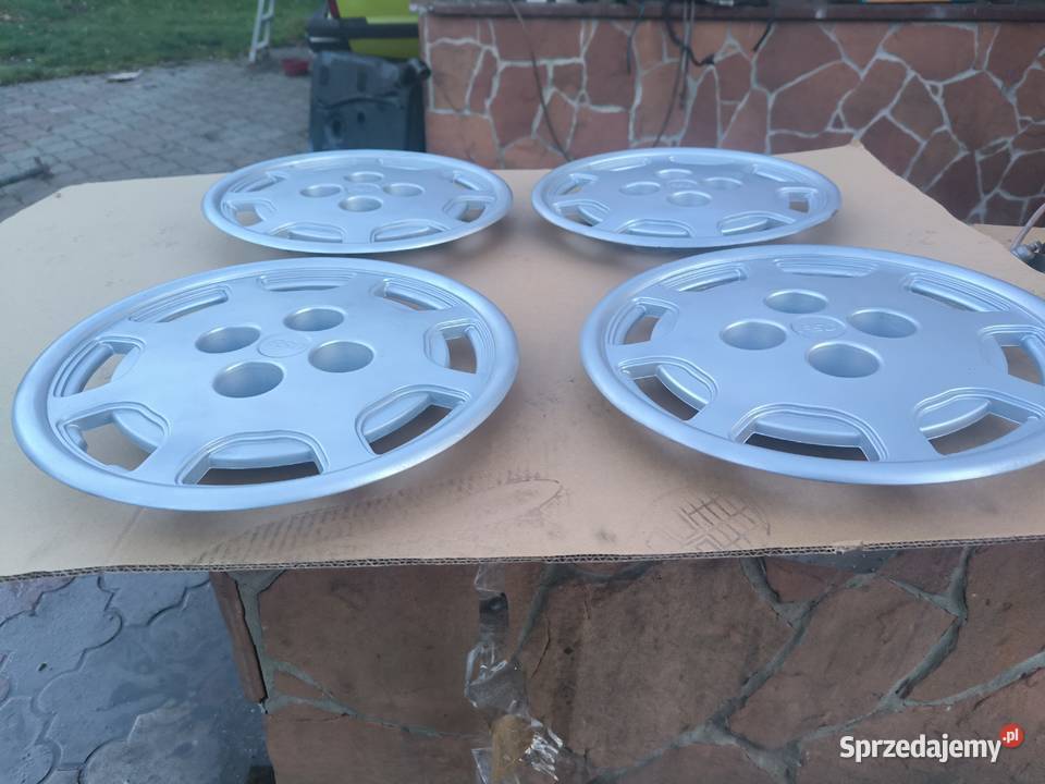 Polonez Caro kołpaki R13 kołpak podkarpackie Stalowa Wola