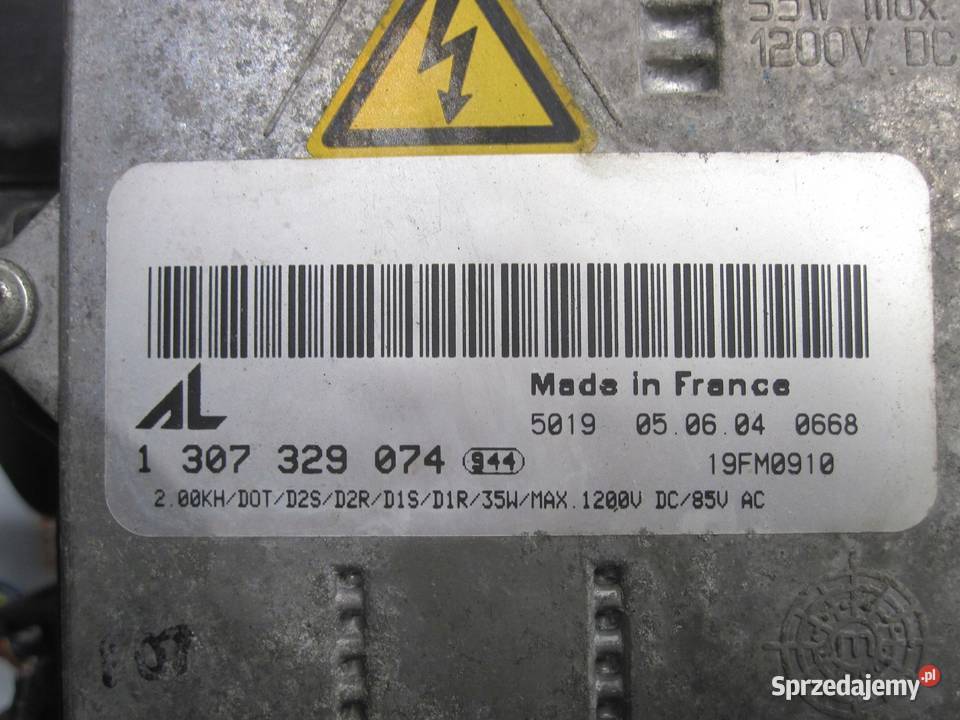 BMW X3 E83 04r lampa prawa przód z przetwornicą