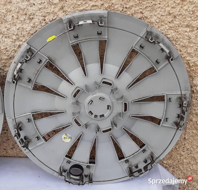 KOŁPAKI R16 ORYGINALNE AUDI A3 8V 8V0601147B 3 dolnośląskie Mielęcin
