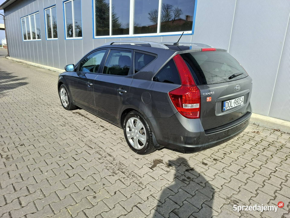 Kia Ceed 16 Diesel klimatyzacja serwis ważne VAT marża Jacków sprzedam