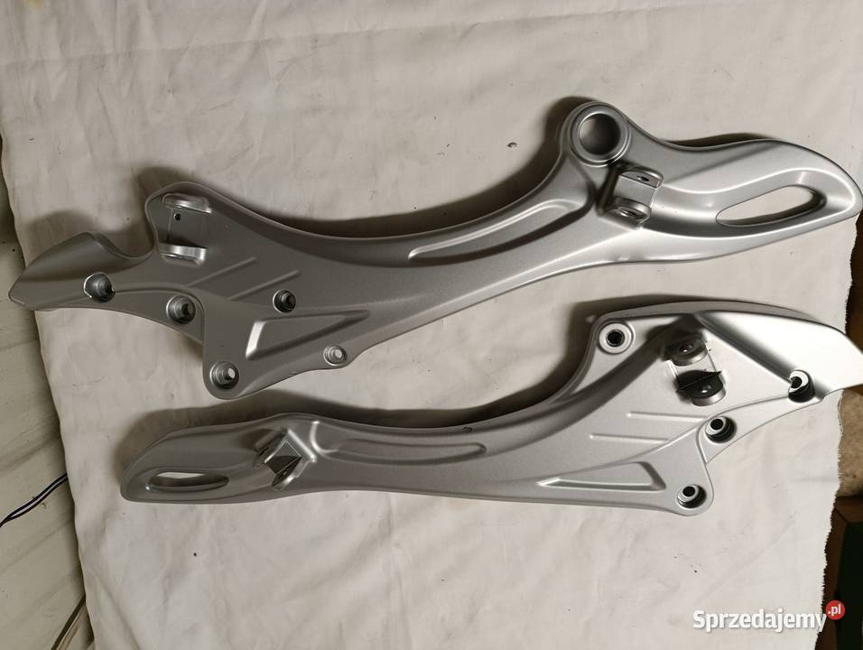 Suzuki SFV 650 Gladius set prawy lewy kujawsko-pomorskie Nakło nad Notecią