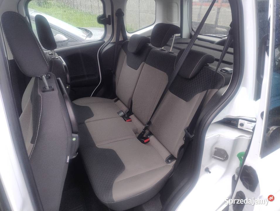 FORD TOURNEO COURIER 15 TDCi 100 1500cm3 Tourneo Courier Kalisz
