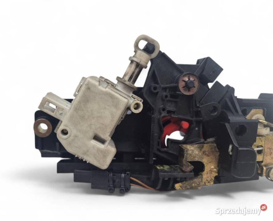 KLAMKA KLAPY BAGAŻNIKA AUDI A6 C5 PRZEDLIFT Klamki Działoszyce sprzedam