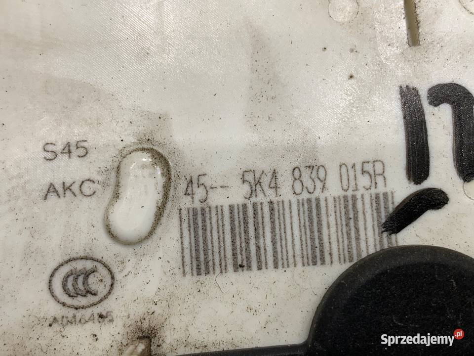 ZAMEK DRZWI LEWY TYŁ VW GOLF VII Hatchback