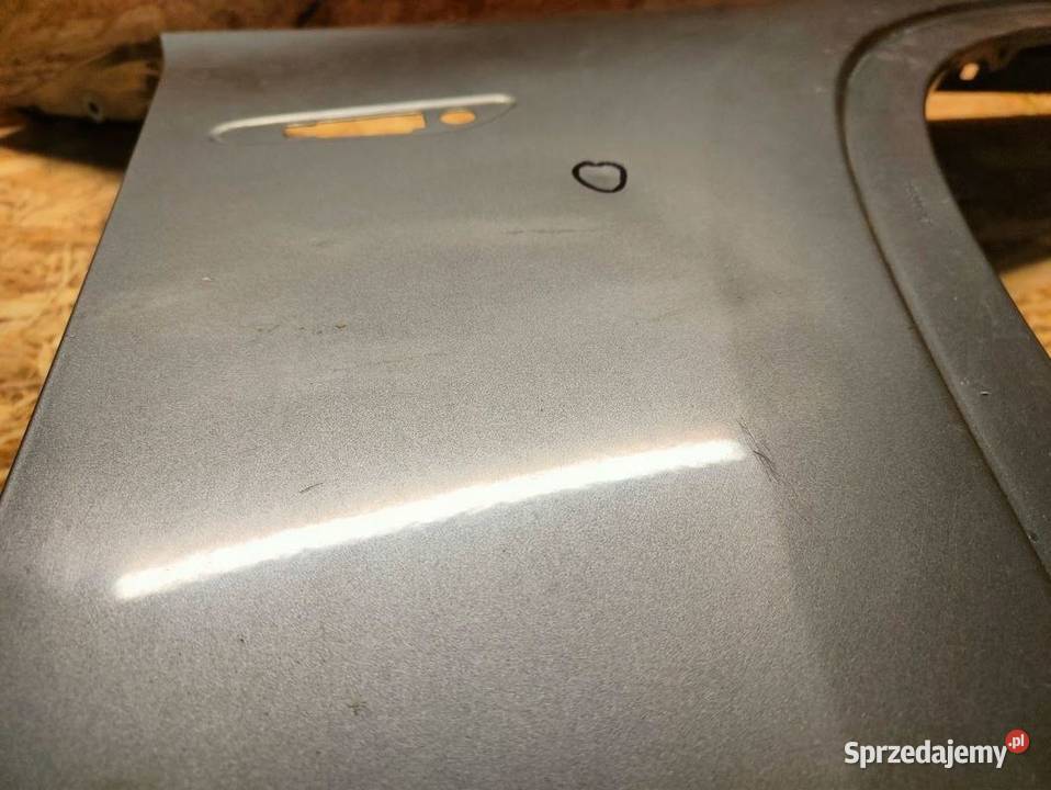 Błotnik Prawy Przód BMW X1 E84 20092012 sprzedam