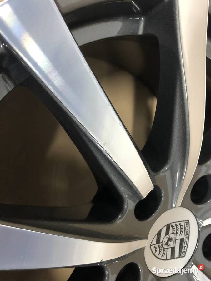 Felga PORSCHE PANAMERA 97036215808 9Jx19 ET60 aluminiowe