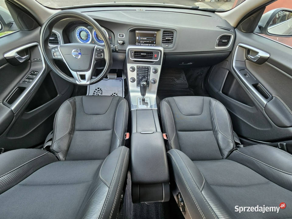 Volvo V60 20 5 cylindrów RDesign Ładne i Zadbane Opoczno