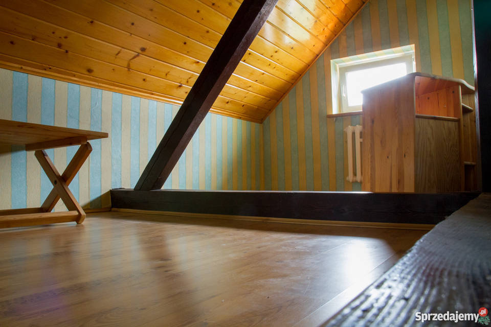 DOM MAZAŃCOWICE 140m 1960r 7ar przestrzenny Rok budowy 1960 Mazańcowice