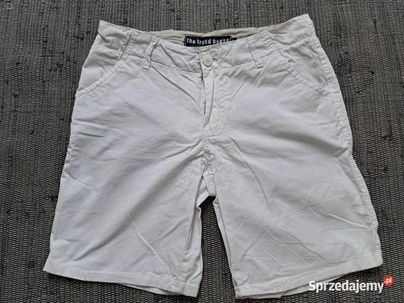 Białe szorty The Trend House stylowe i wygodne S