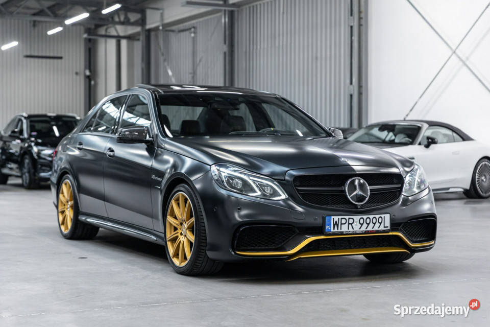 Mercedes E 63 AMG Performance Studio Special zielony Węgrzce