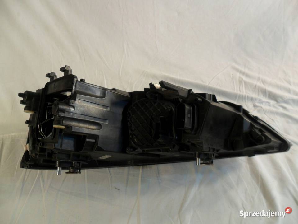 Reflektor XENON Audi A1 8x 2012 lift prawa wielkopolskie Nowy Tomyśl sprzedam