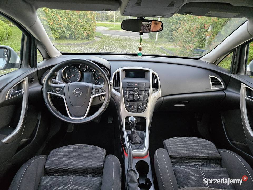 Opel Astra J 2010r 14Turbo 120 Klima Grzane 4/5 Ryglice