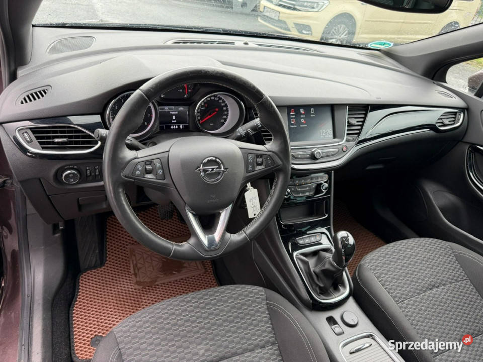 Opel Astra Astra 14125 Bogate wyposażenie 2019 K 98000km Syców