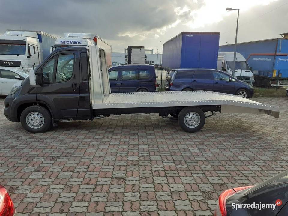 Autolaweta Laweta Najazd Pomoc Drogowa Platforma świętokrzyskie Kielce