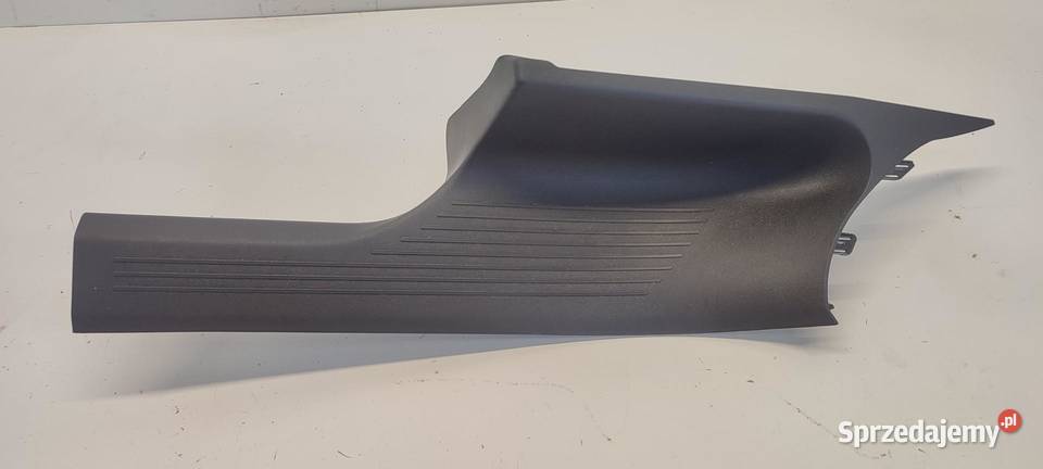 VW TAYRON OSŁONA PROGU LEWY TYŁ 57H863735