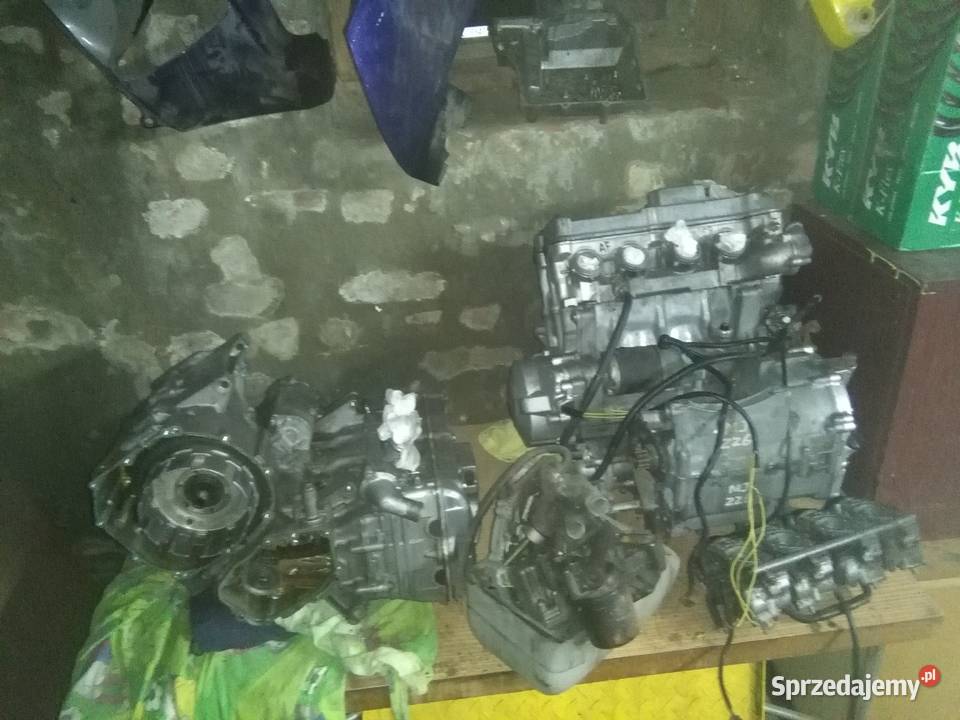 Silniki 2 sztuki Cbr f2 f3na czesci całość Opole Lubelskie sprzedam