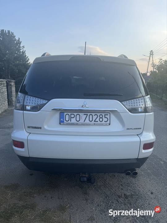 Mitsubishi Outlander 22 DID Intense 4WD manualna