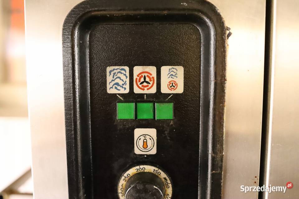 Piec konwekcyjnoparowy Krefft GG 1011 184 kW Góra