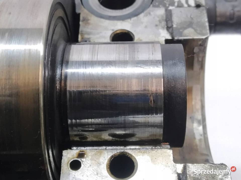 GŁOWICA KOMPLETNA 038103373R 19 TDI Skoda świętokrzyskie