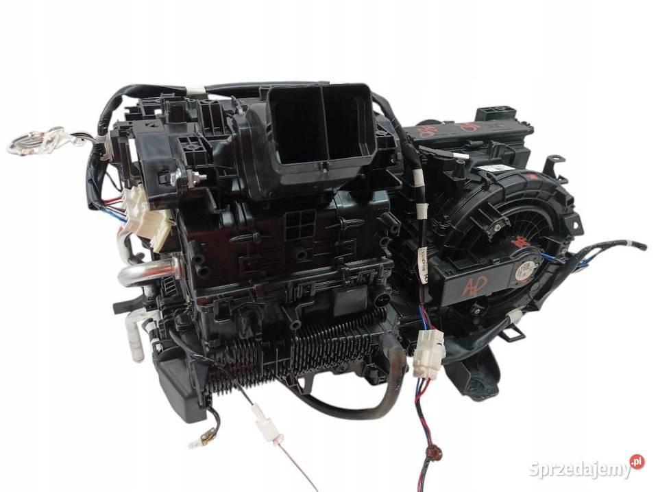NAGRZEWNICA 87050K0060 Toyota Yaris IV 2020 sprzedam