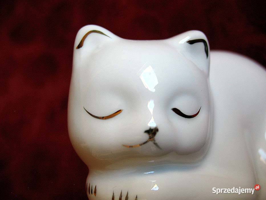 Kot mały kotek z porcelany Figurka 5 x 10 x 5 biały Siedlce