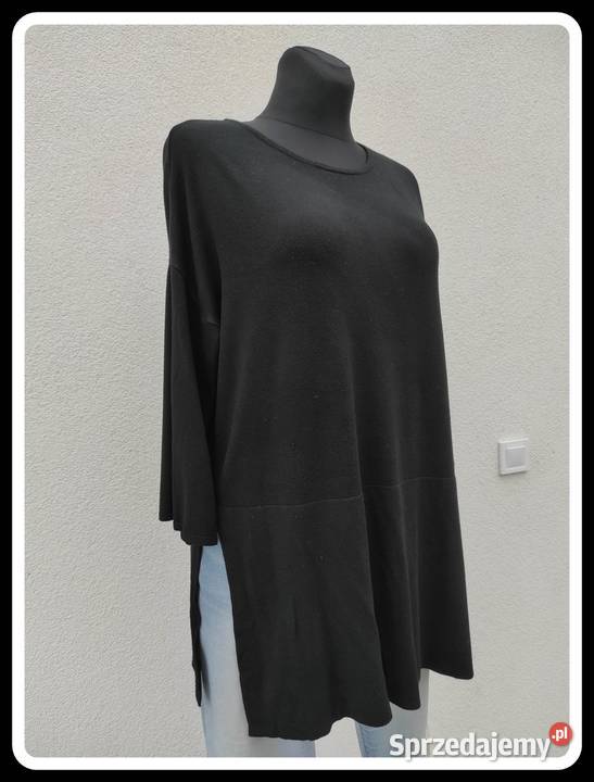 Mięciutki lekki czarny sweterek z wiskozy 44 XXL