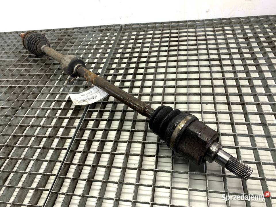 PÓŁOŚ PRAWY PRZÓD HYUNDAI ELANTRA V 16 132 osobowe sprzedam