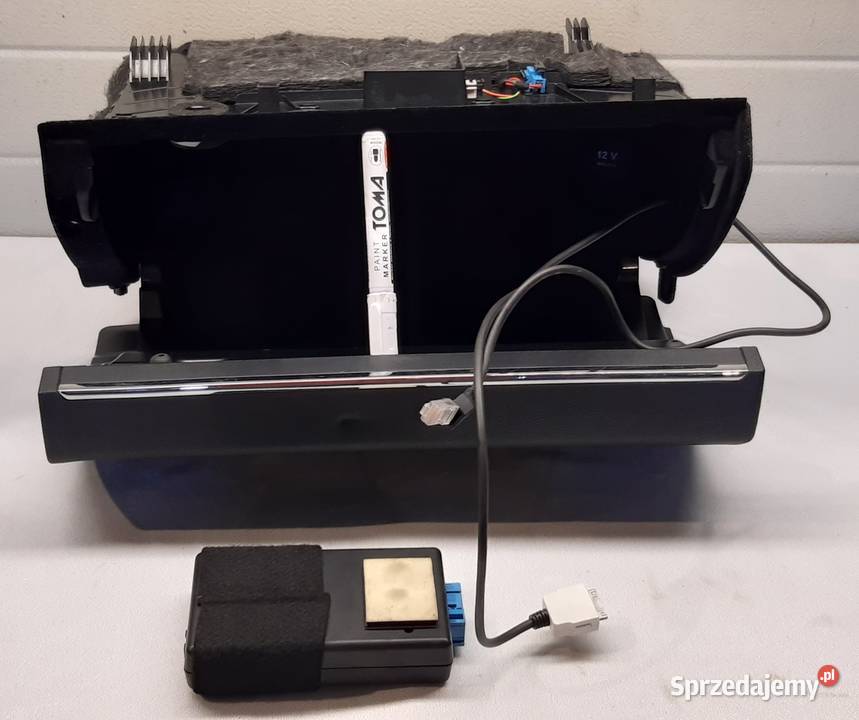 SCHOWEK PASAŻERA MERCEDES W204 A2046800091 osobowe