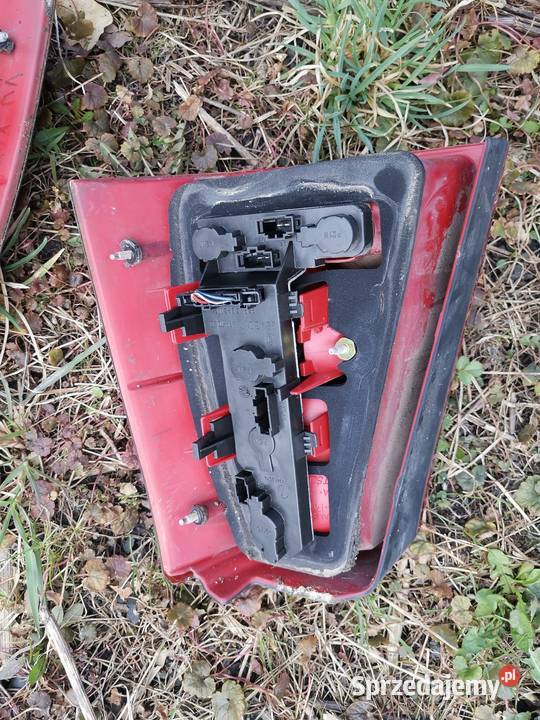 Lampa lewa prawa VW Golf kombi