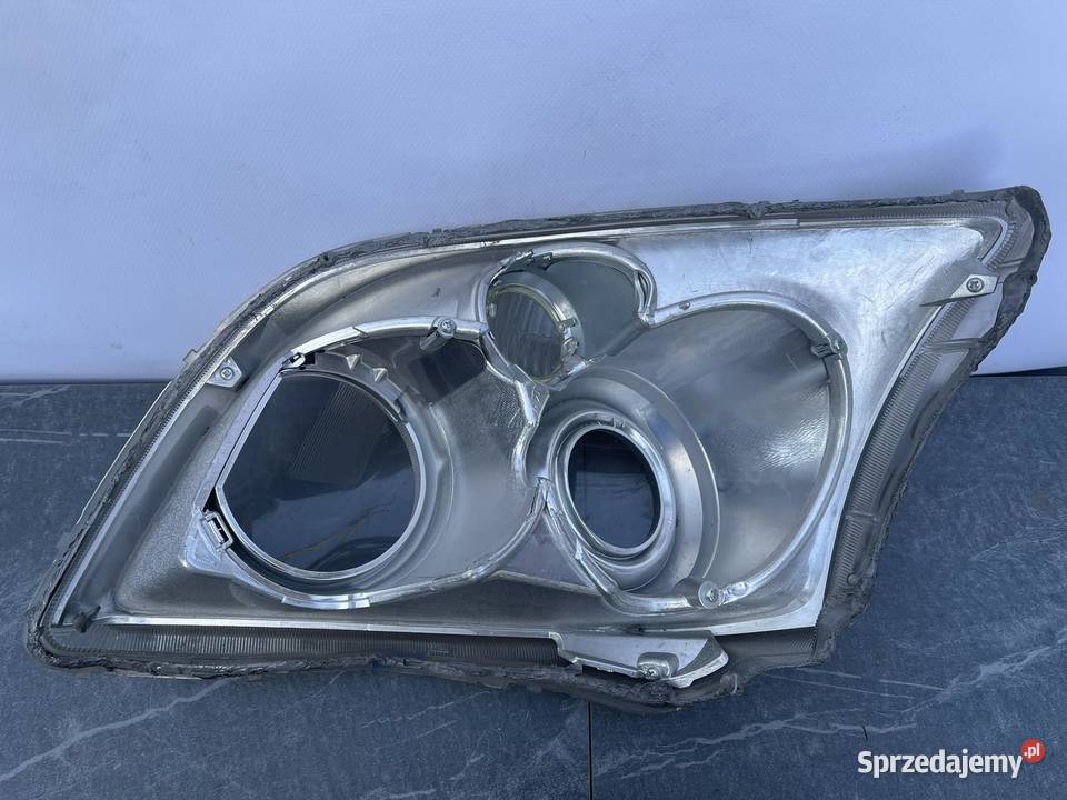 TOYOTA AVENSIS T25 LIFT PRAWY KLOSZ Ostroróg