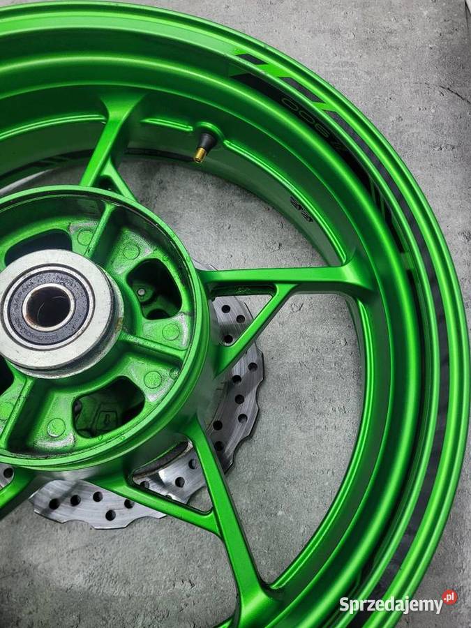 Kawasaki Z900 Z 900 2024 felga tył tarcze tarcz Średnica 17" wielkopolskie Nowy Tomyśl sprzedam