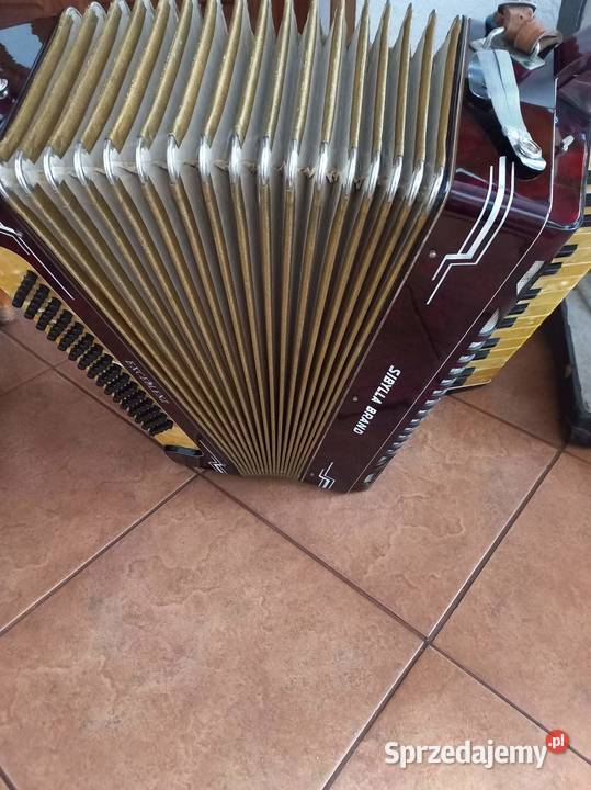 stare akordeon sibylla brand 80 basowe dolnośląskie Goliszów